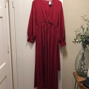 V-neck Long Sleeves Belted Maxi Dress